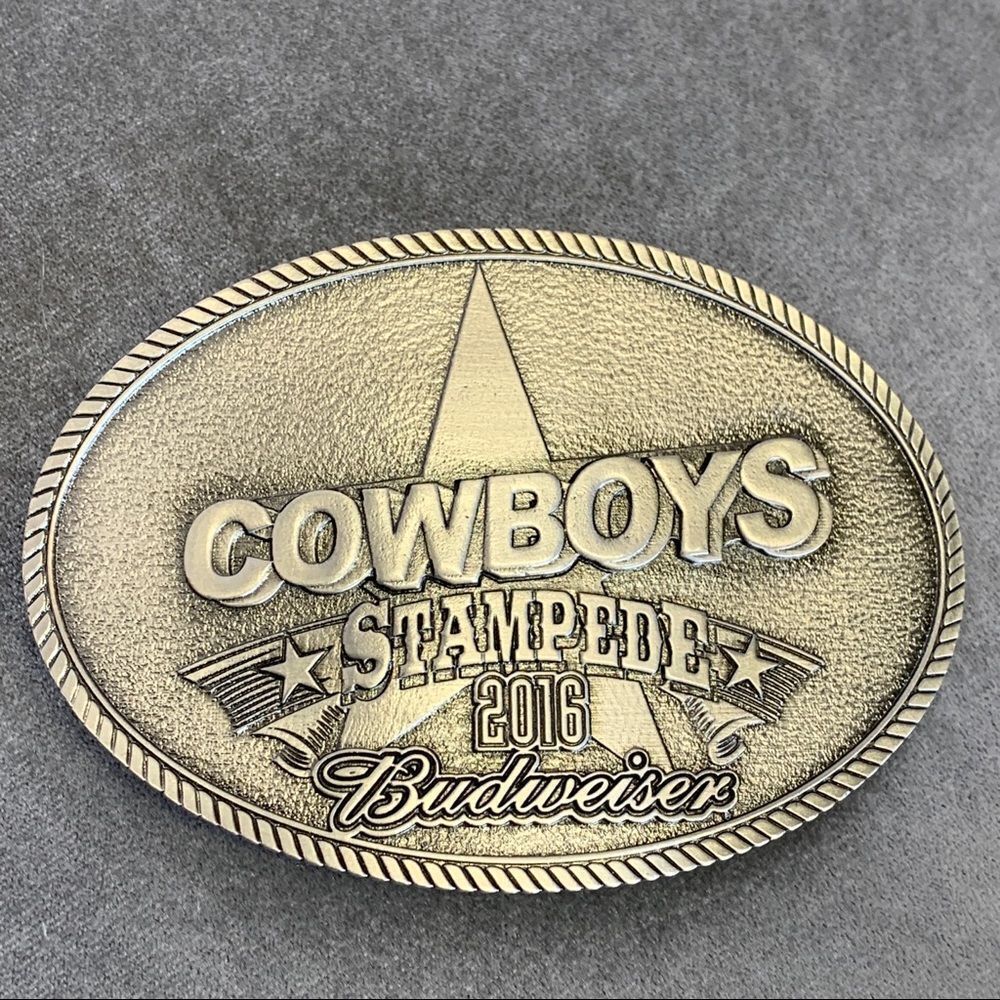 Cowboys stampede 2016 Budweiser belt buckle unisex🔥